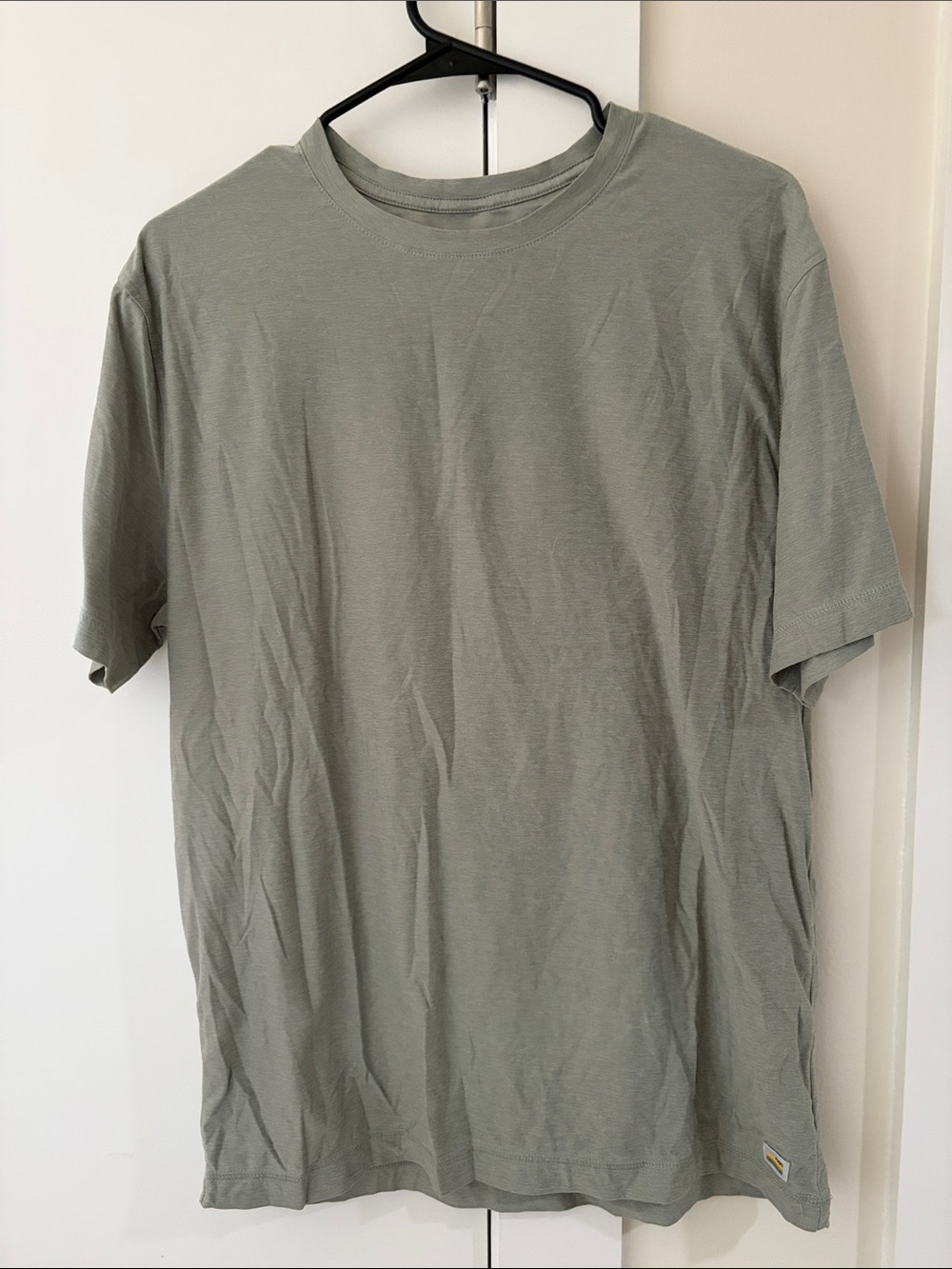 Vuori Short-Sleeve Tee in Sage